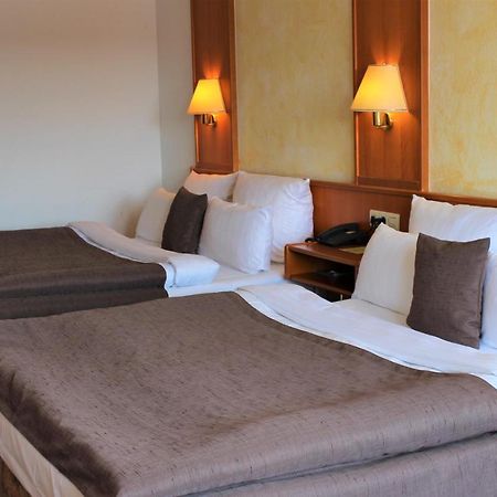 Hotel Pirsch Ramstein-Miesenbach Extérieur photo